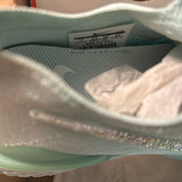 NIKE EPIC REACT FLYKNIT 2 TIFFANY & CO Blue with Authentic Swarovski swooshes